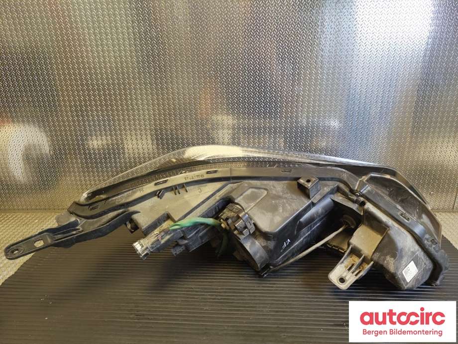 Frontlykt venstre halogen til Nissan Leaf 2018-->> (Type II) (NISSAN|26060-5SH5A|)