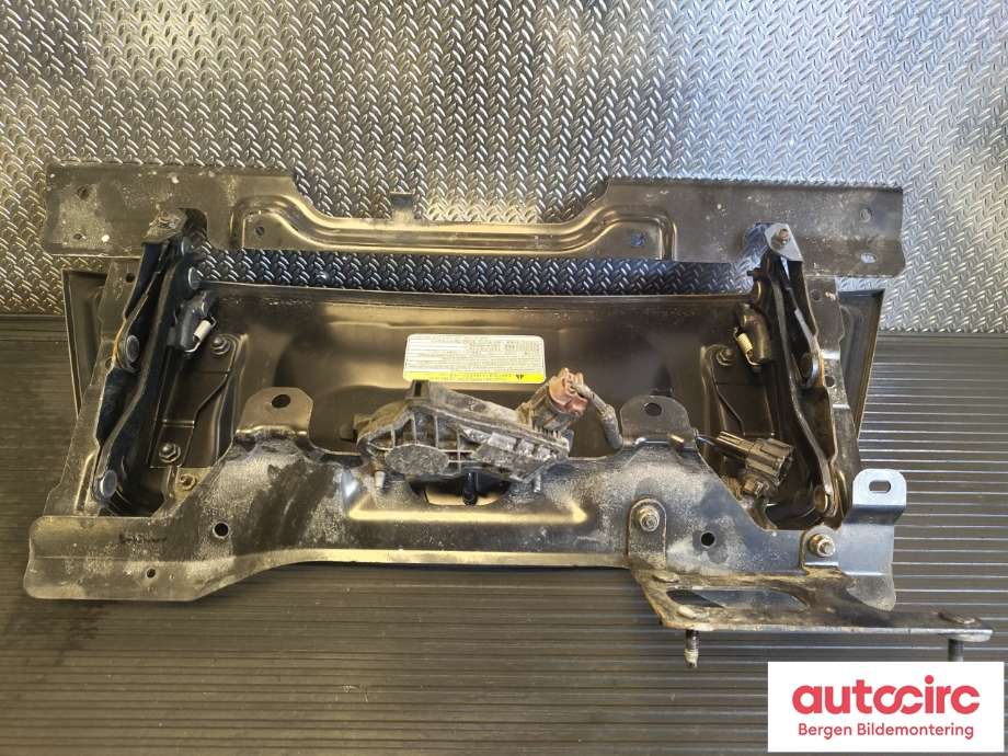 Batterilader inntak/luke til Nissan Leaf 2018-->> (Type II) (NISSAN|65701-5SH3A|)