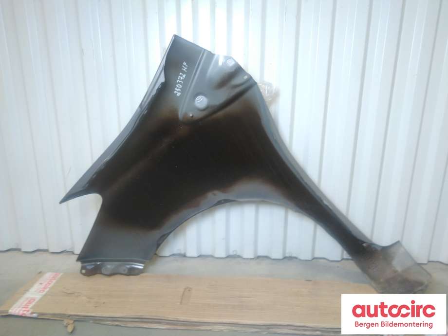 Skjerm høyre foran til Toyota Yaris 2014-2020 (Type III, Fase 2)  (TOYOTA|5381152390|)