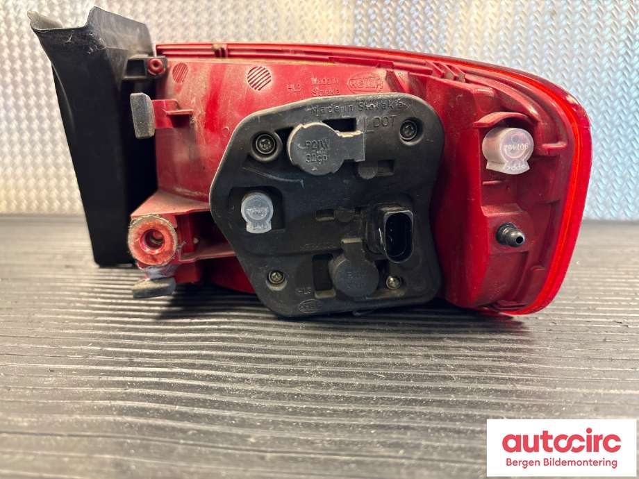 Baklykt venstre til Audi A4 2007-2014 (Type IV) (B8) (B8) (AUDI|8K5 945 095 D|)