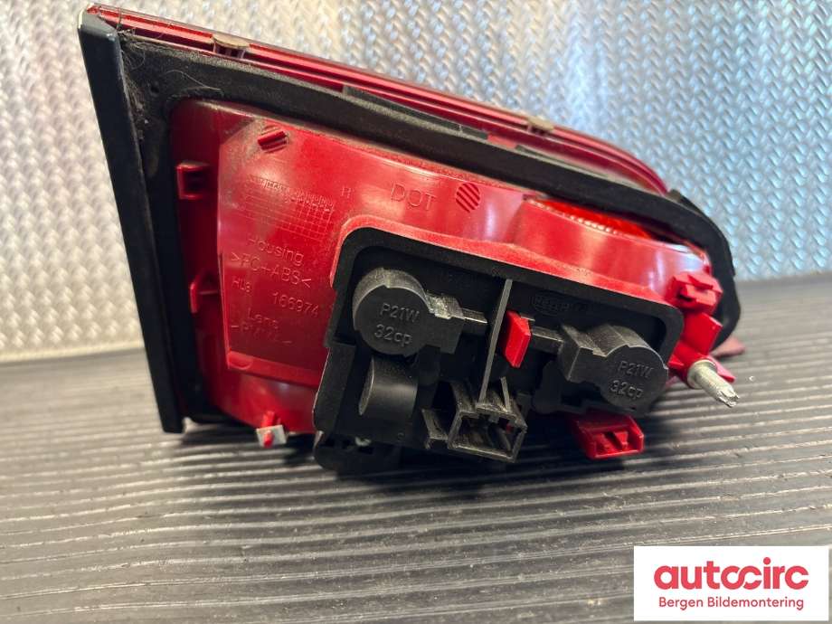 Baklykt høyre indre til Audi A4 2007-2014 (Type IV) (B8) (B8) (AUDI|8K5 945 094 D|)