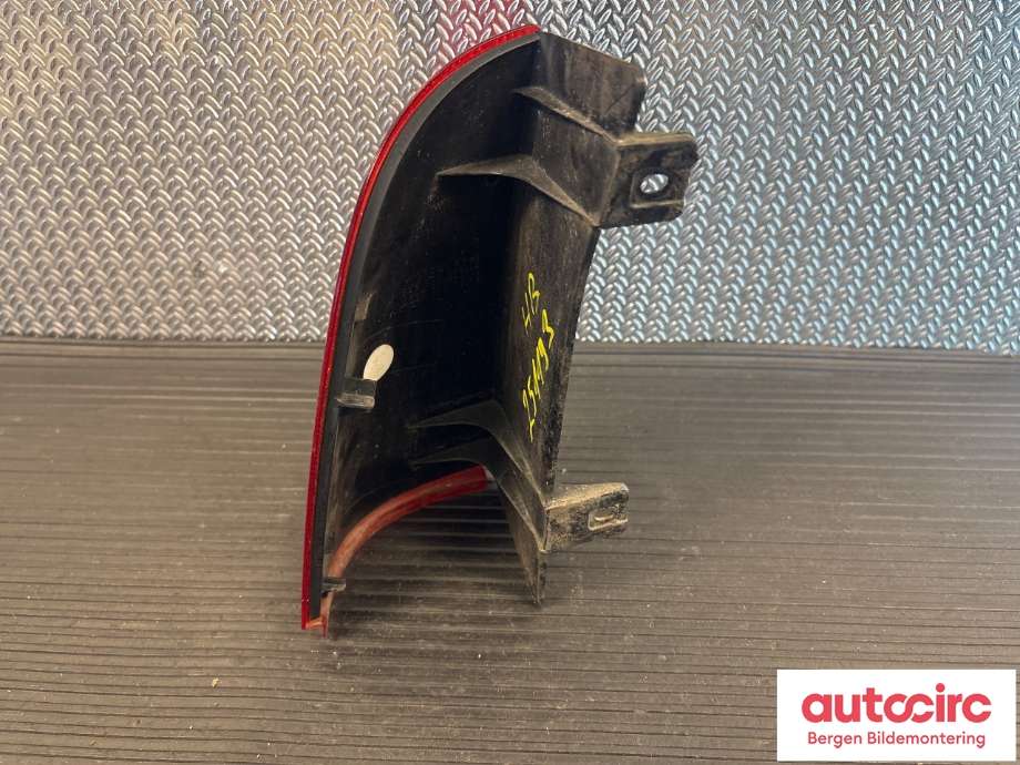 Baklykt høyre til Mercedes Vito/Viano 2004-2010 (Fase 1) (W639) (W639) (MERCEDES|A 639 820 19 64|)
