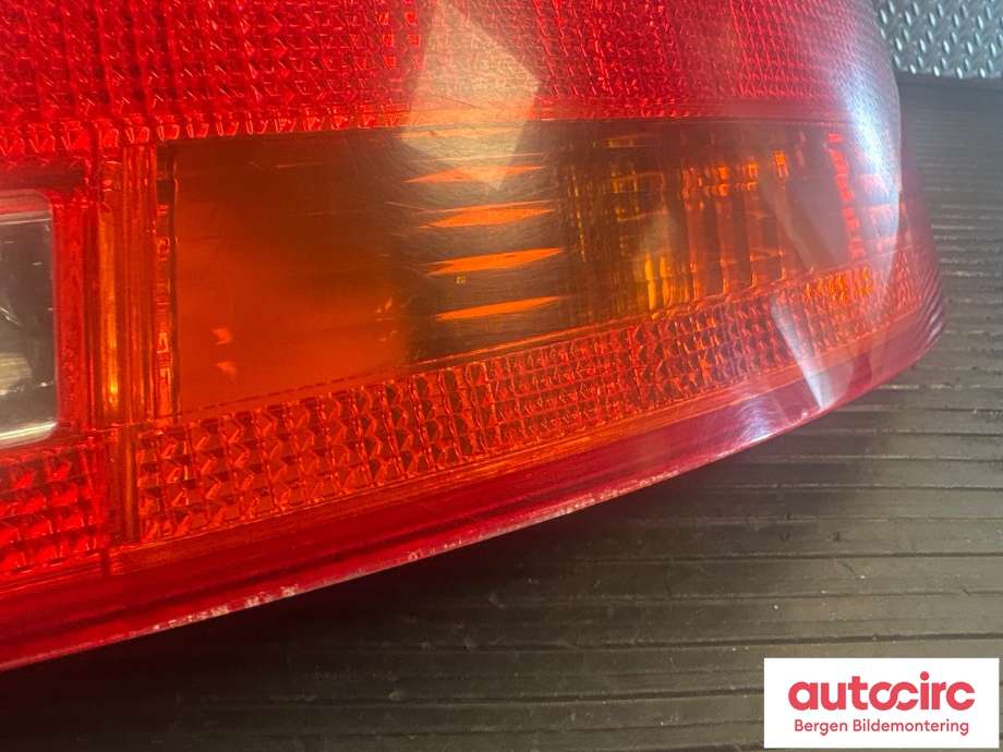 Baklykt høyre til Volvo V50 2007-2012 (Fase 2)  (VOLVO|)