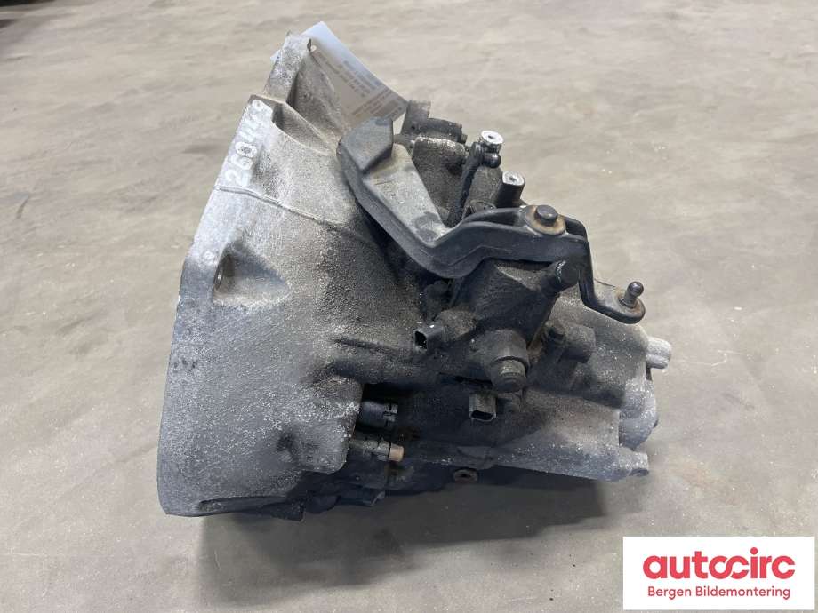 Girkasse manuell 6-trinn til Volvo V40 2012-2019  (VOLVO|36011555|)