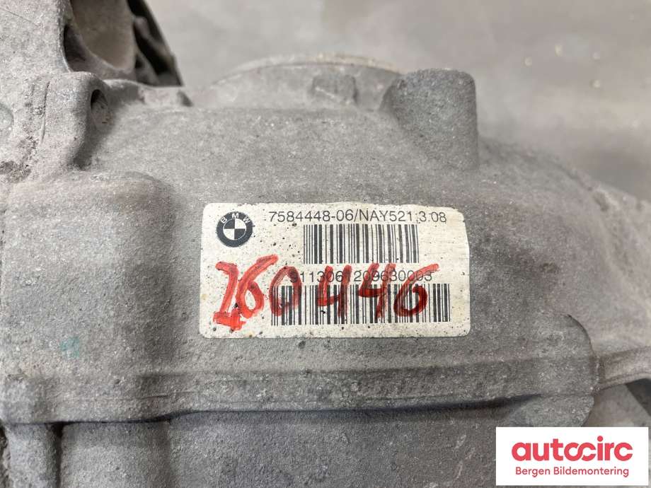 Kardang klokke bak til BMW 5-Serie 2010-2017 (F10/F11) (F10/F11) (BMW|33 10 7 584 446|)