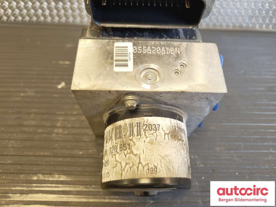 ABS sentral til Opel Insignia A 2009-2014  (OPEL|13321113|22757652|)