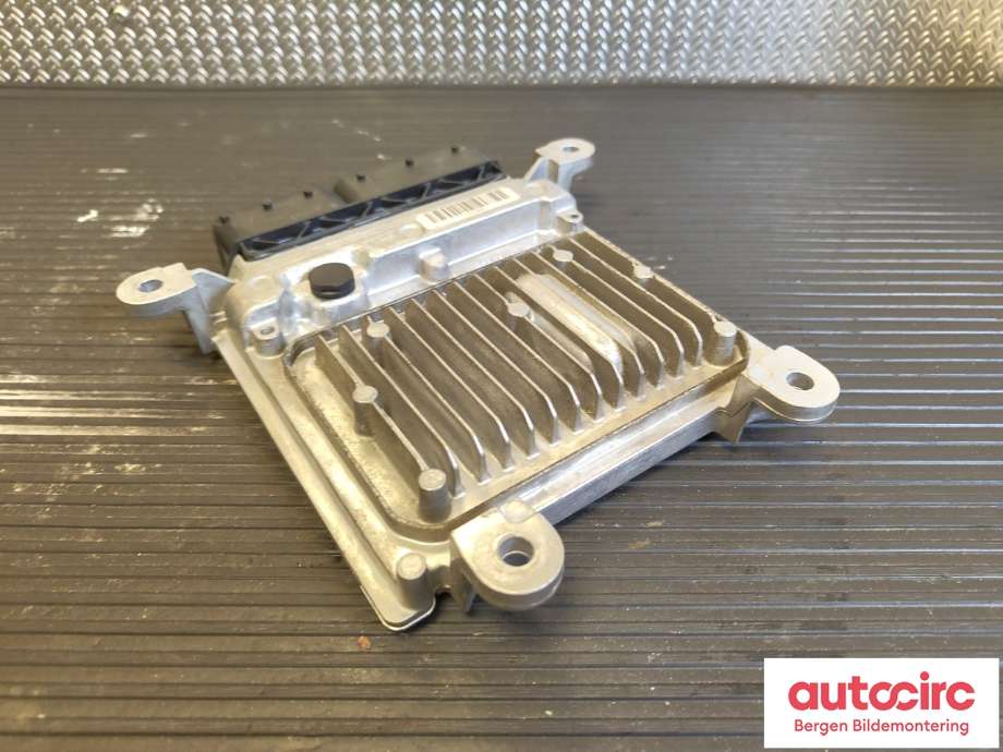 Styreenhet motor til Mercedes C-Klasse 2007-2011 (Fase 1) (W204) (W204) (MERCEDES|A6511500126|)