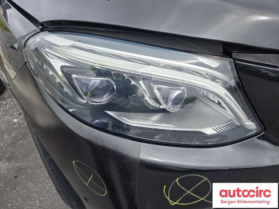Frontlykt høyre halogen til Mercedes GLE 2015-2018 (Fase 2) (W166) (W166) (MERCEDES|A 166 820 08 59|)