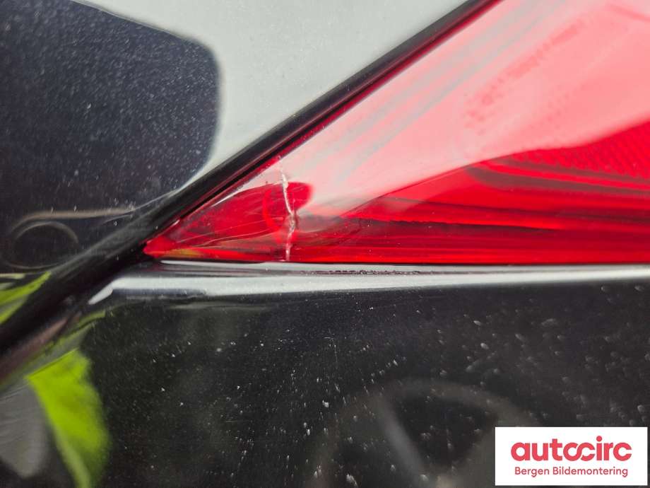 Baklykt venstre til Mercedes GLE 2015-2018 (Fase 2) (W166) (W166) (MERCEDES|A 166 906 55 01|)
