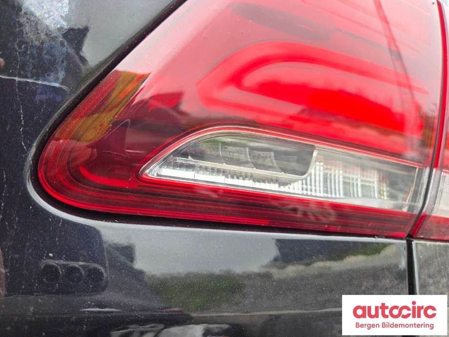 Baklykt høyre indre til Mercedes GLE 2015-2018 (Fase 2) (W166) (W166) (MERCEDES|A 166 906 60 01|)