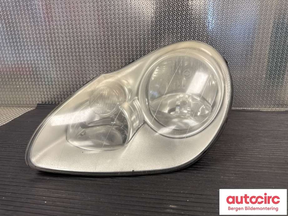 Frontlykt venstre halogen til Porsche Cayenne 2002-2006 (Fase 1) (9PA) (9PA) (PORSCHE|955 631 153 52|955 631 153 21|)