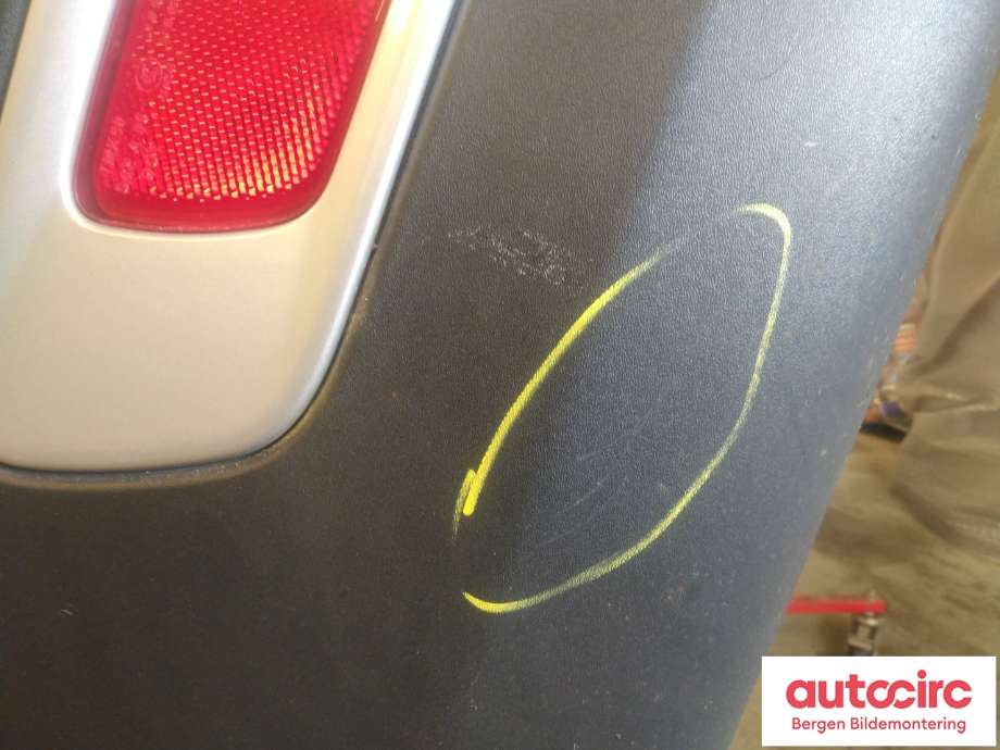 Støtfanger bak til Volvo XC70 2008-2013 (Type II, Fase 1) (VOLVO|31214938|)