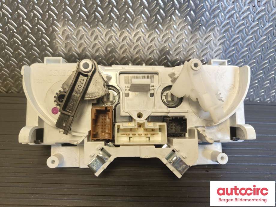 Varmeapparat betjening til Peugeot Partner 2015-2019 (Type II, Fase 2)  (PEUGEOT|6452 K8|)
