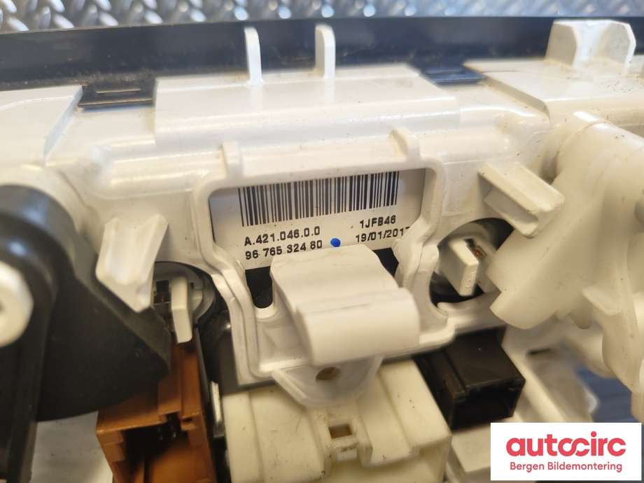 Varmeapparat betjening til Peugeot Partner 2015-2019 (Type II, Fase 2)  (PEUGEOT|6452 K8|)
