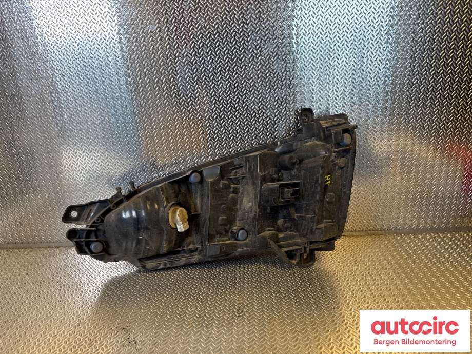 Tåkelykt høyre foran til Peugeot 508 2011-2014 (Type I, Fase 1)  (PEUGEOT|96 765 576 80|)