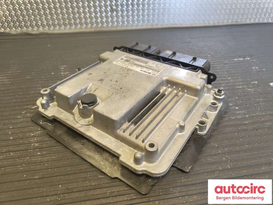 Styreenhet motor til Peugeot Partner 2015-2019 (Type II, Fase 2) (PEUGEOT|16 136 452 80|)
