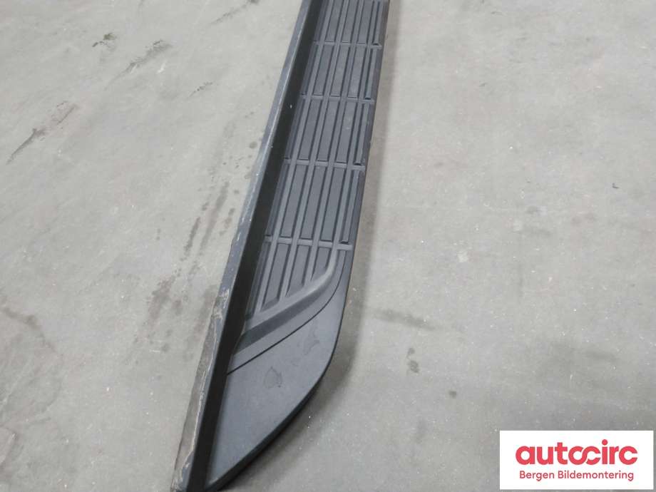 Stigtrinn/stigbrett til Ford Ranger / Ranger Raptor 2015-2022  (FORD|2518248|)