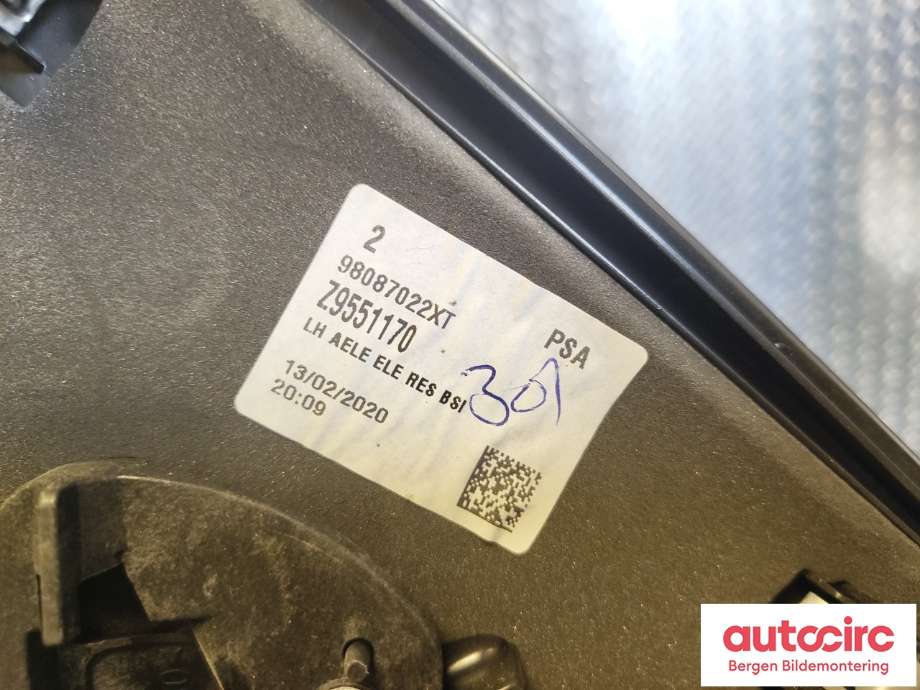 Speil venstre til Peugeot Expert 2016-->> (Type III)  (PEUGEOT|98 087 022 XT|)