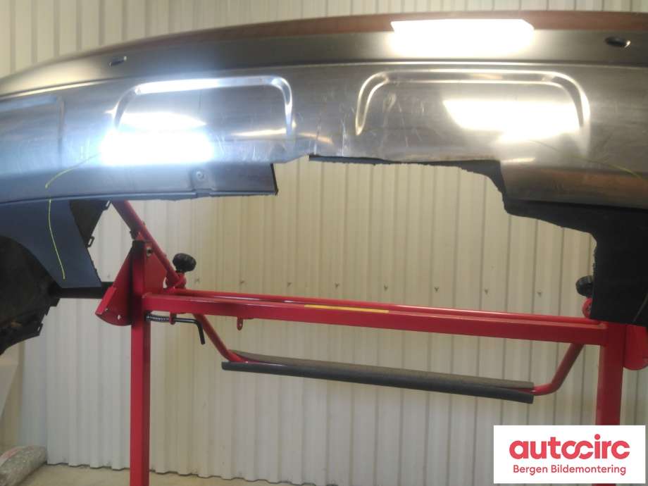 Støtfanger bak til Peugeot 508 2011-2014 (Type I, Fase 1) (PEUGEOT|16 076 712 80|)