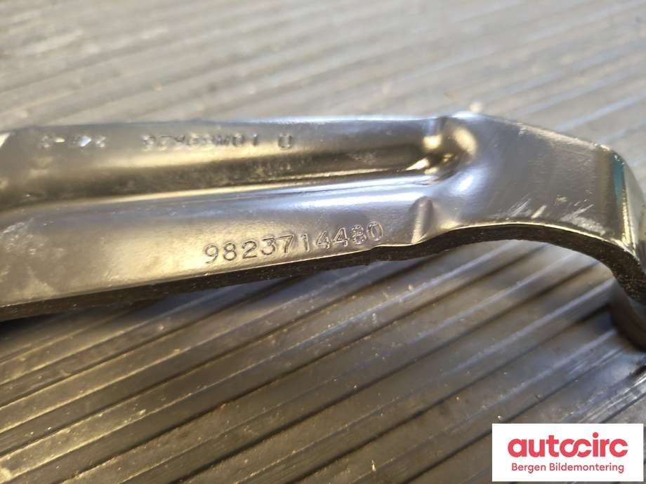 Diverse deler til Peugeot Expert 2016-->> (Type III) (PEUGEOT|98 237 144 80|)