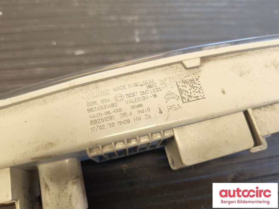 Tåkelykt høyre foran til Peugeot Expert 2016-->> (Type III)  (PEUGEOT|98 245 314 80|)
