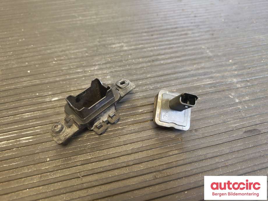 Kamera til Peugeot Expert 2016-->> (Type III)  (PEUGEOT|98 093 010 80|98 138 373 80|)