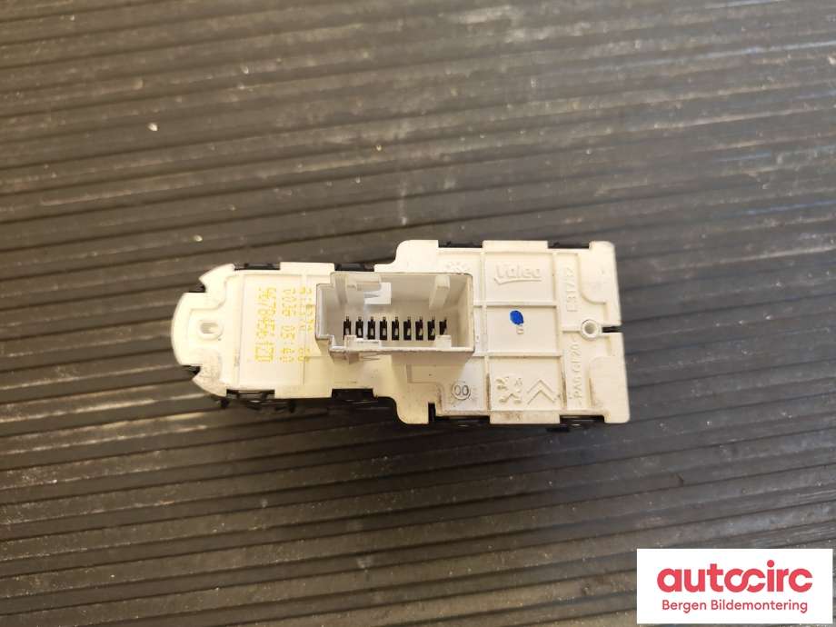 Bryter ruteheis til Peugeot Expert 2016-->> (Type III)  (PEUGEOT|96 784 561 ZD|98 329 368 ZD|)
