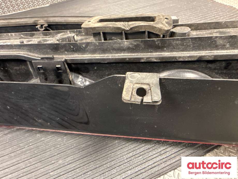 Baklykt venstre til Mercedes Vito/Viano 2010-2014 (Fase 2) (W639) (W639) (MERCEDES|A 639 820 01 64|)