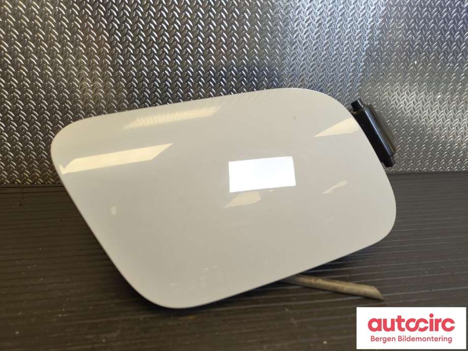 Batterilader inntak/luke til Audi Q4 e-tron 2021-->> (AUDI|89A 810 593 J|89A 810 393|)