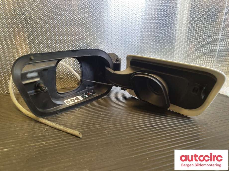 Batterilader inntak/luke til Audi Q4 e-tron 2021-->> (AUDI|89A 810 593 J|89A 810 393|)