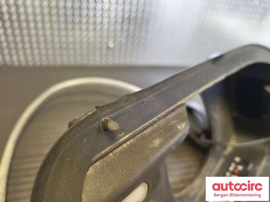 Batterilader inntak/luke til Audi Q4 e-tron 2021-->> (AUDI|89A 810 593 J|89A 810 393|)