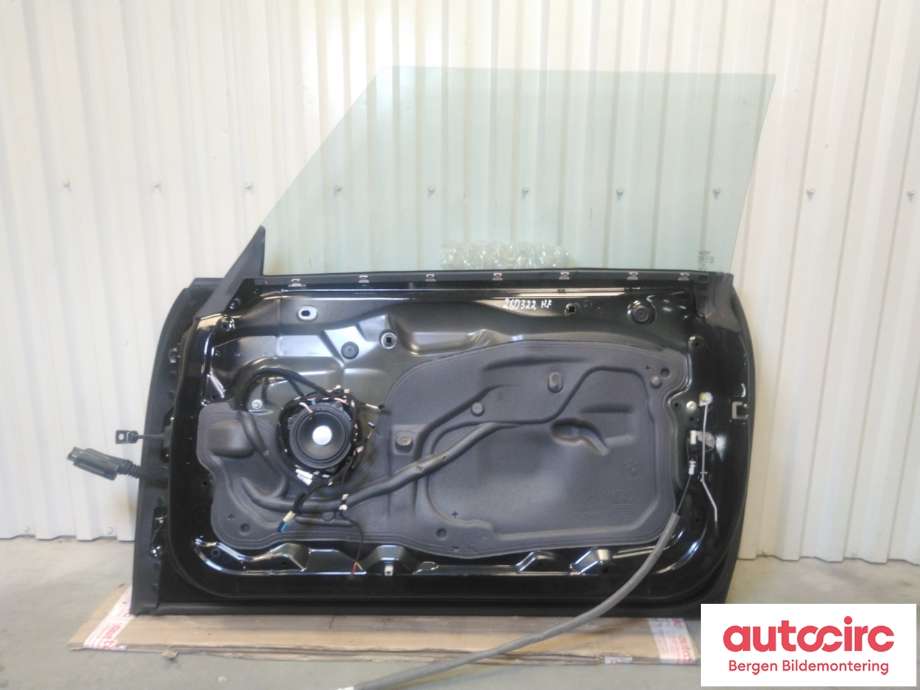 Dør høyre foran til Mini One/Cooper 2014-->> (F54-57) (F54-57) (MINI|41 51 7 294 266|)