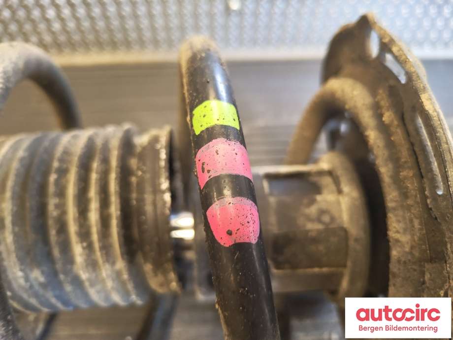Diverse deler til Audi Q4 e-tron 2021-->>  (AUDI|1EA 413 031 AH|1EA 411 105|)