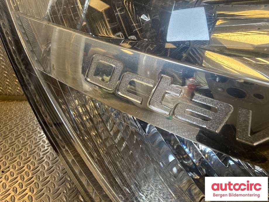 Frontlykt høyre halogen til Škoda Octavia 2009-2013 (Type II, Fase 2)  (SKODA|1Z1 941 018 T|)