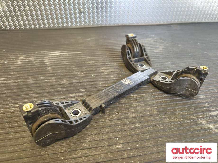 Diverse deler til Audi Q4 e-tron 2021-->> (AUDI|1EA 820 034 B|)