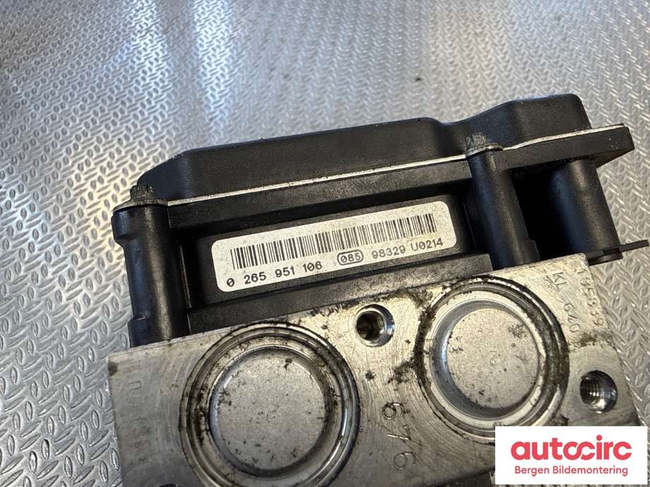 ABS sentral til Mercedes Vito/Viano 2004-2010 (Fase 1) (W639) (W639) (MERCEDES|A 001 446 90 89|)