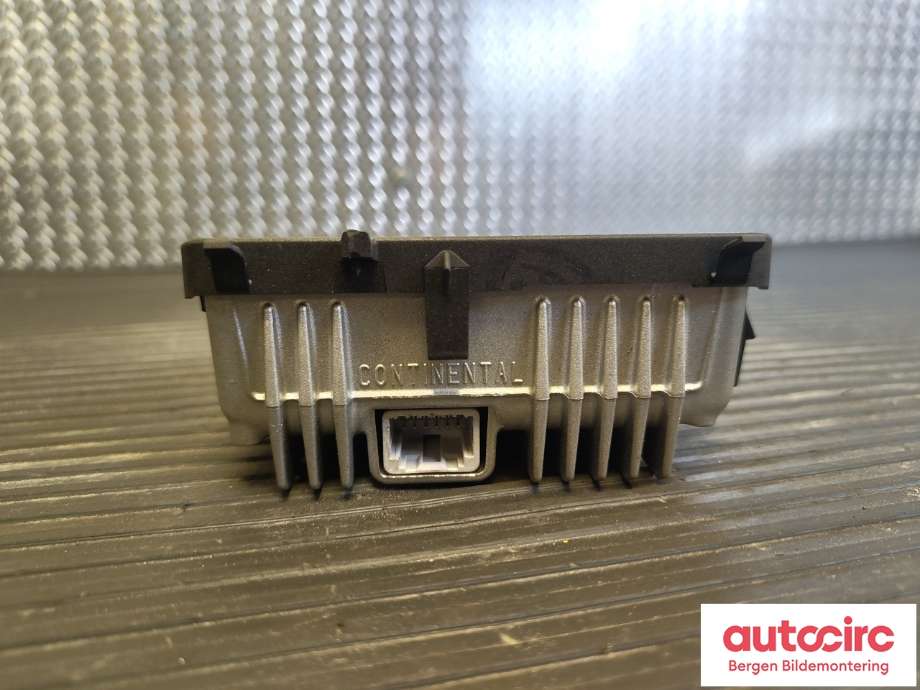 Sensor radar til Toyota Yaris 2014-2020 (Type III, Fase 2)  (TOYOTA|881810D020|)