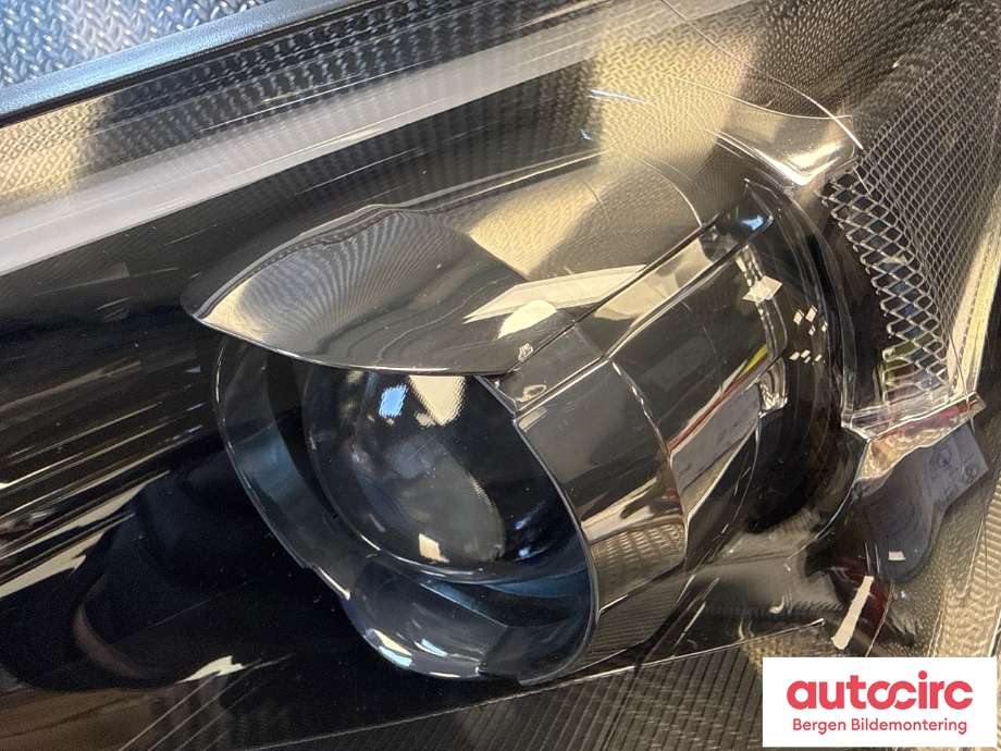 Frontlykt venstre halogen til Hyundai Ioniq Electric 2016-2019 (Fase 1) (HYUNDAI|92101G 2101MBL|92101G 2101|)