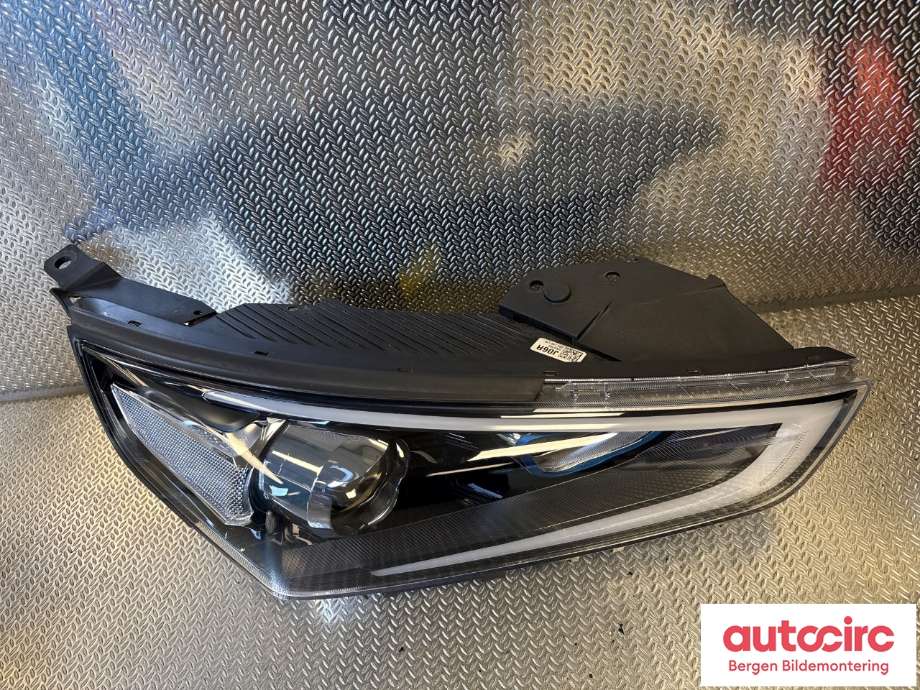 Frontlykt høyre halogen til Hyundai Ioniq Electric 2016-2019 (Fase 1) (HYUNDAI|92102G 2101MBL|92102G 2101|)