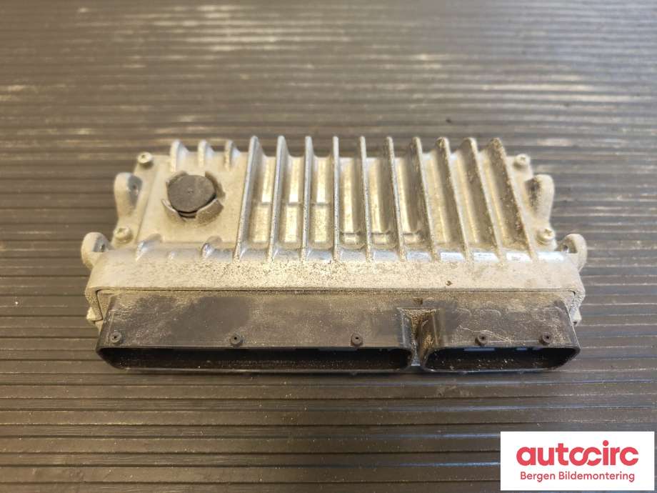 Styreenhet motor til Toyota Yaris 2014-2020 (Type III, Fase 2) (TOYOTA|896610U710|)