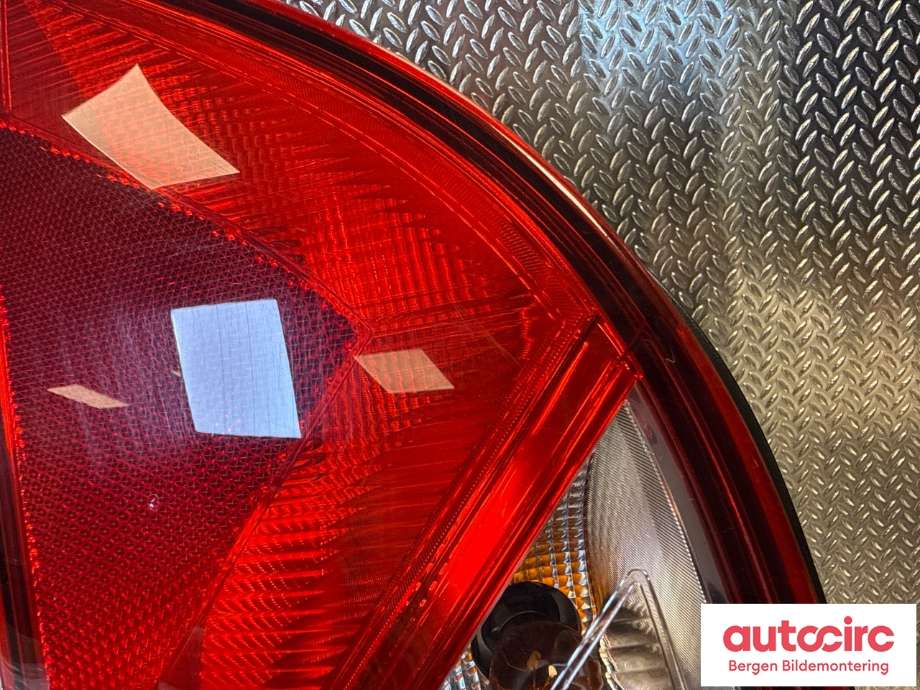 Baklykt venstre til Seat Mii electric 2019-->> (SEAT|1SL 945 095 K|)