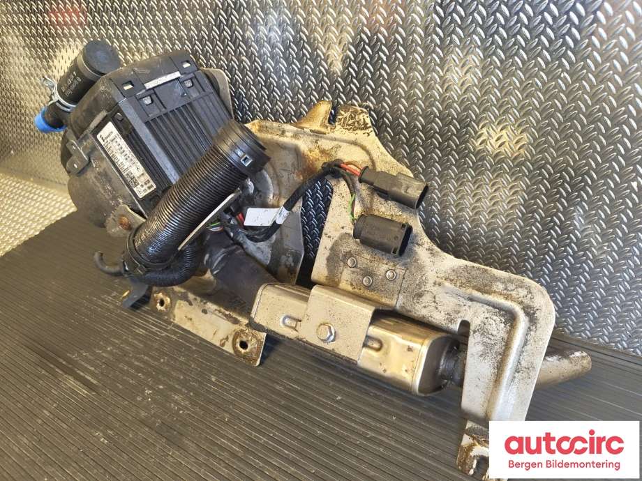 Dieselvarmer til Mercedes Vito 2014-->> (W447) (W447) (MERCEDES|A2535005400|)
