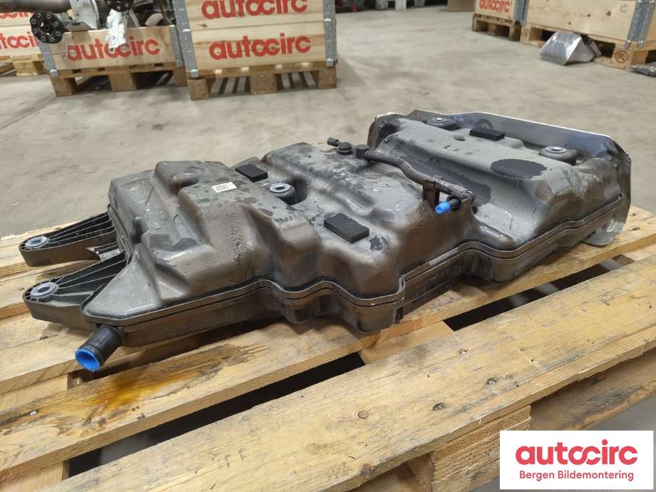 AdBlue tank til Mercedes Vito 2014-->> (W447) (W447) (MERCEDES|A4474704102|)