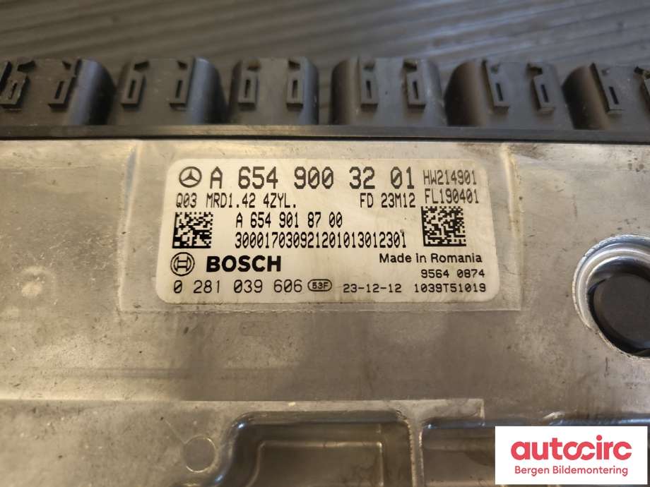 Styreenhet motor til Mercedes Vito 2014-->> (W447) (W447) (MERCEDES|A 654 900 32 01|)