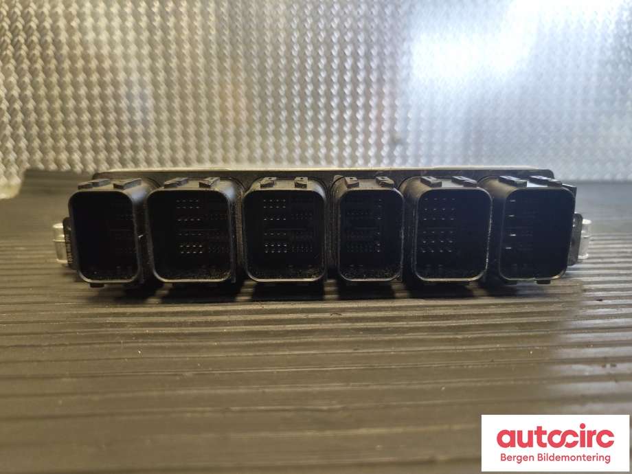 Styreenhet motor til Mercedes Vito 2014-->> (W447) (W447) (MERCEDES|A 654 900 32 01|)