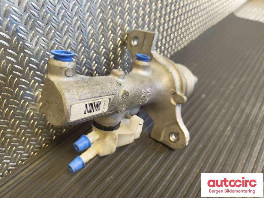 Bremsepumpe hoved til Mercedes Vito 2014-->> (W447) (W447) (MERCEDES|A 447 431 02 01|)