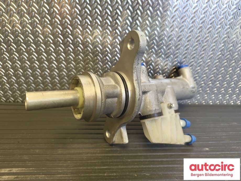 Bremsepumpe hoved til Mercedes Vito 2014-->> (W447) (W447) (MERCEDES|A 447 431 02 01|)
