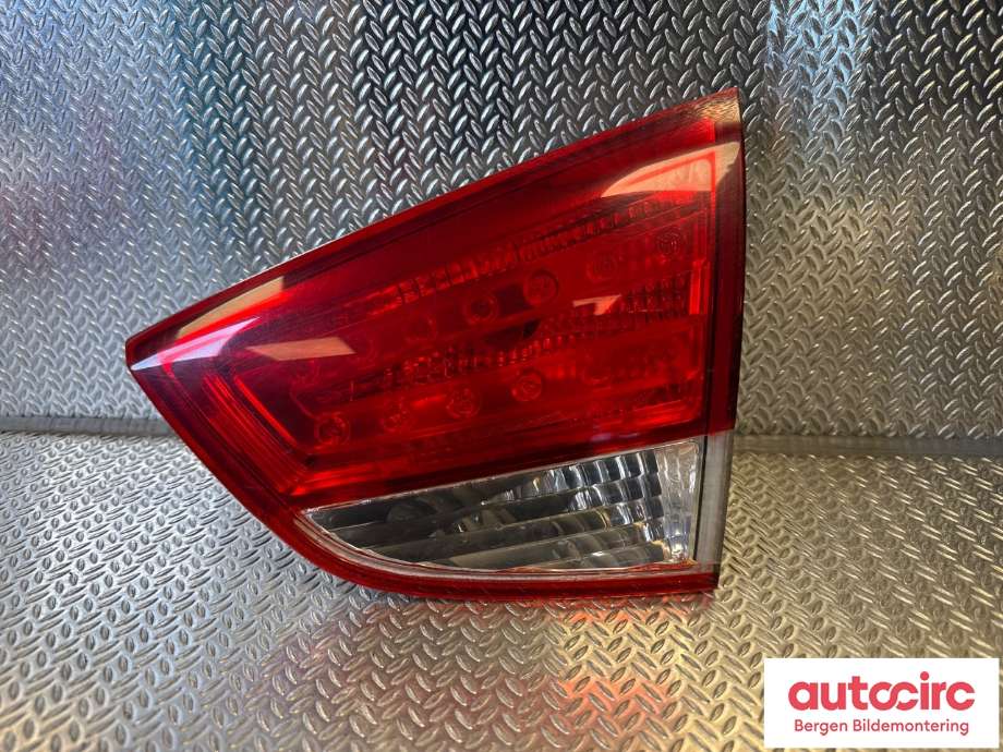 Baklykt høyre indre til Hyundai Ix35 2010-2015 (HYUNDAI|92406 2Y000|)