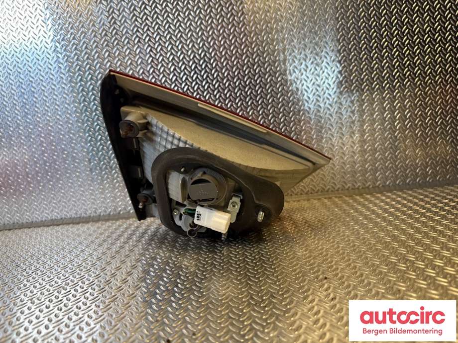 Baklykt høyre indre til Hyundai Ix35 2010-2015 (HYUNDAI|92406 2Y000|)