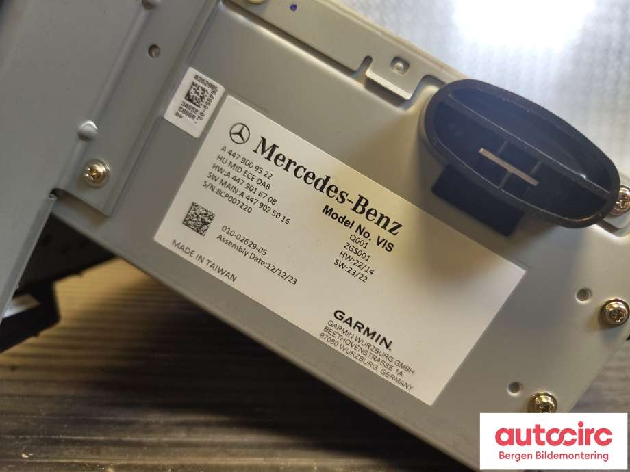 Bilstereo til Mercedes Vito 2014-->> (W447) (W447) (MERCEDES|A4479009522|)
